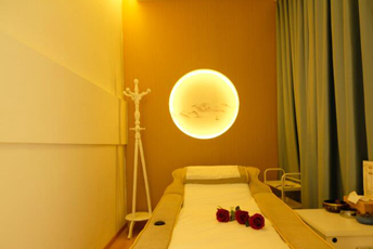 佛山禅城区日式指压的寂静美学：在按压中听见雪落的声音