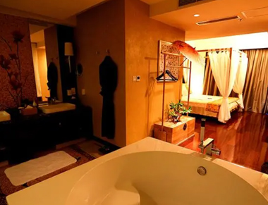 佛山禅城区养生会所的黄昏恋：当爱情遇上八十岁